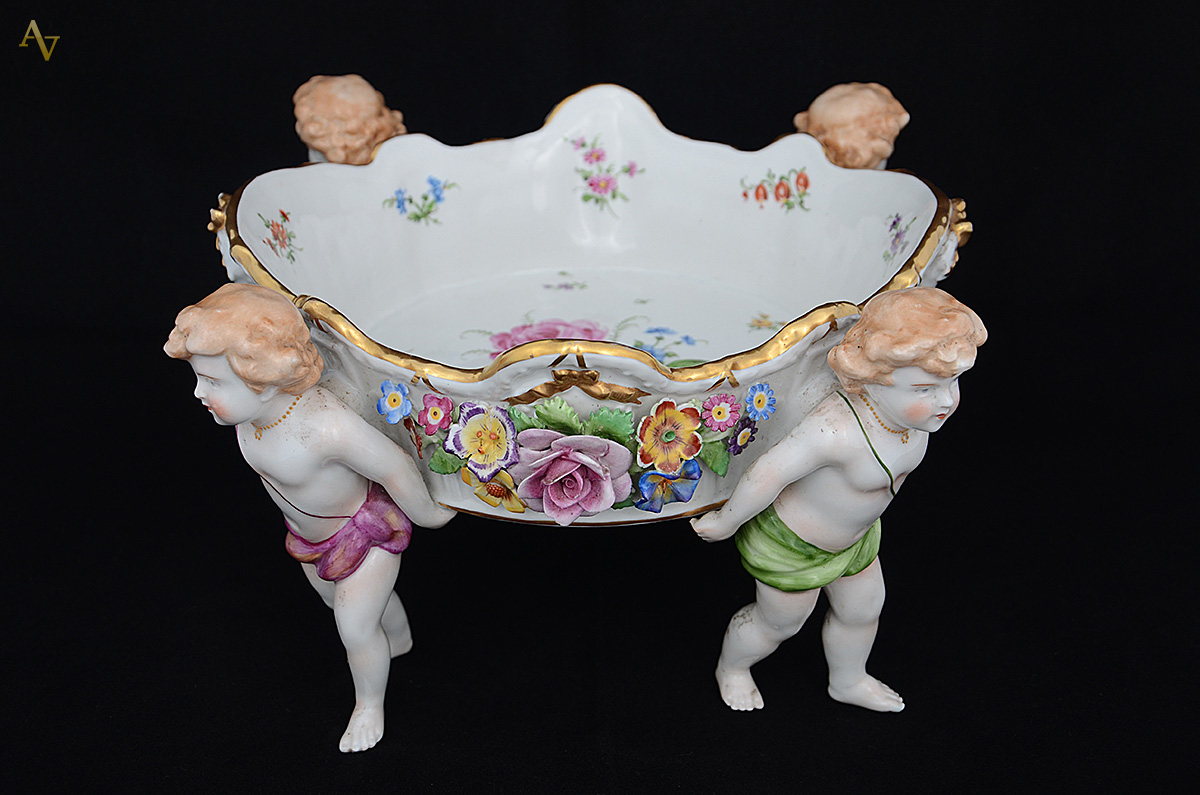 Fruteira de porcelana alemã Schierholz , sendo prato central... - foto 1 de 2