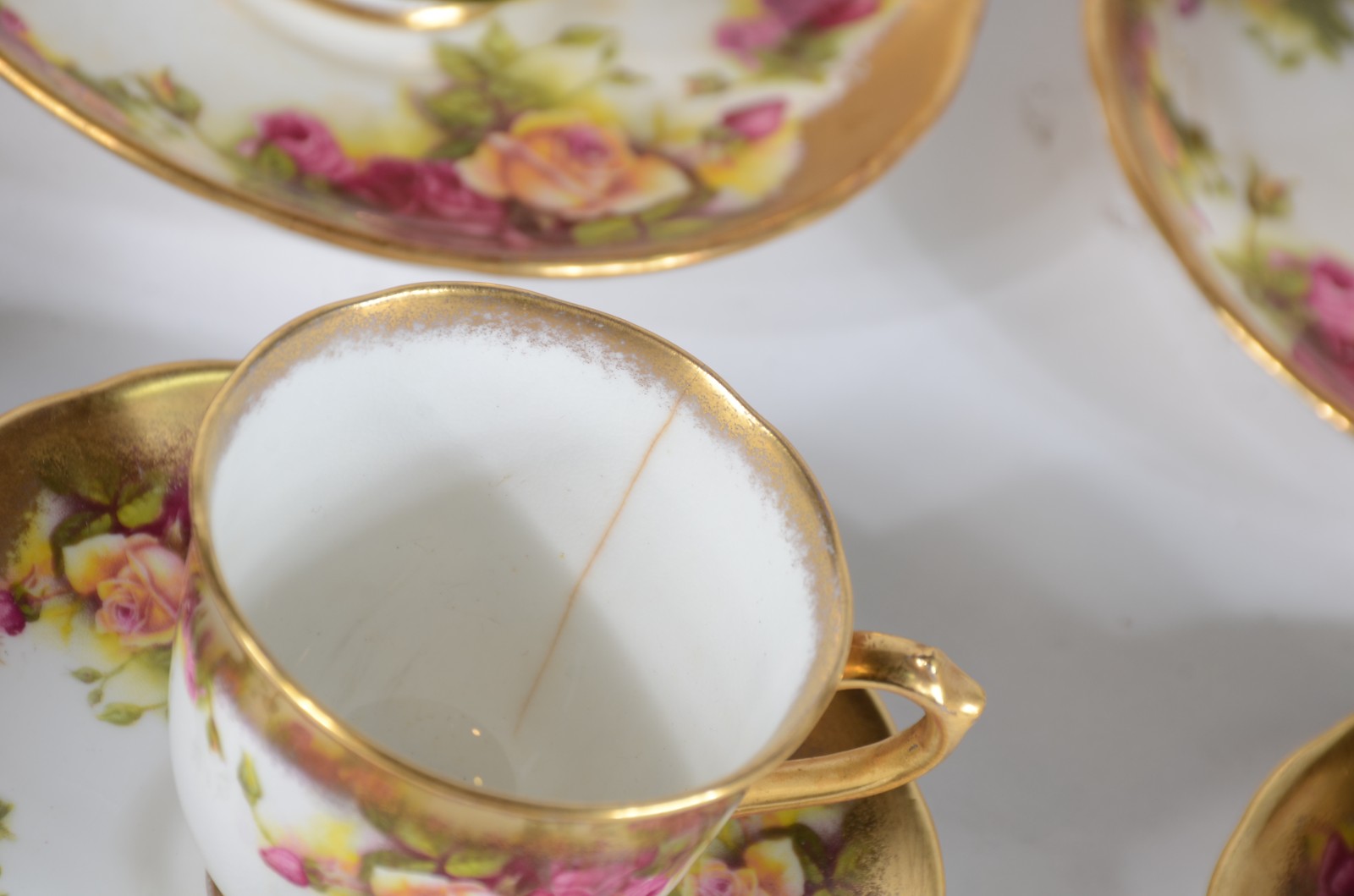 Serviço de chá e café de faiança inglesa, ricamente decorado com... - foto 8 de 11