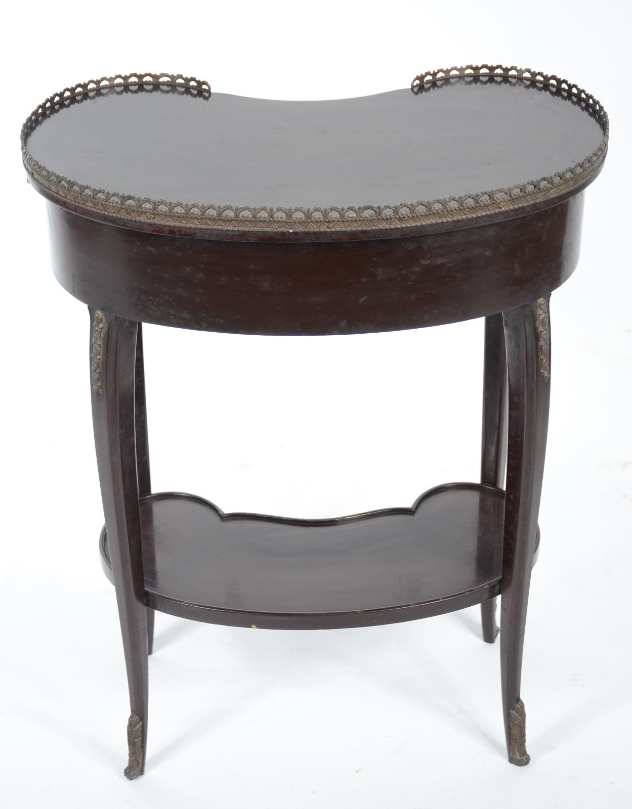 Mesa de madeira nobre feitio "rim", uma gaveta, platô inferior... - foto 6 de 6