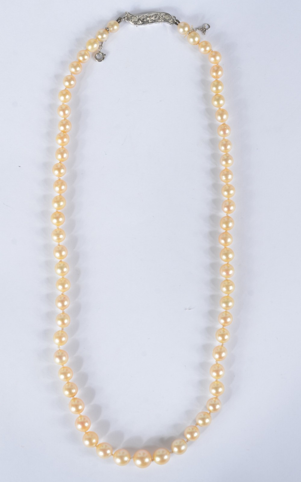 Colar de perolas, fecho ouro branco baixo - foto 2 de 4