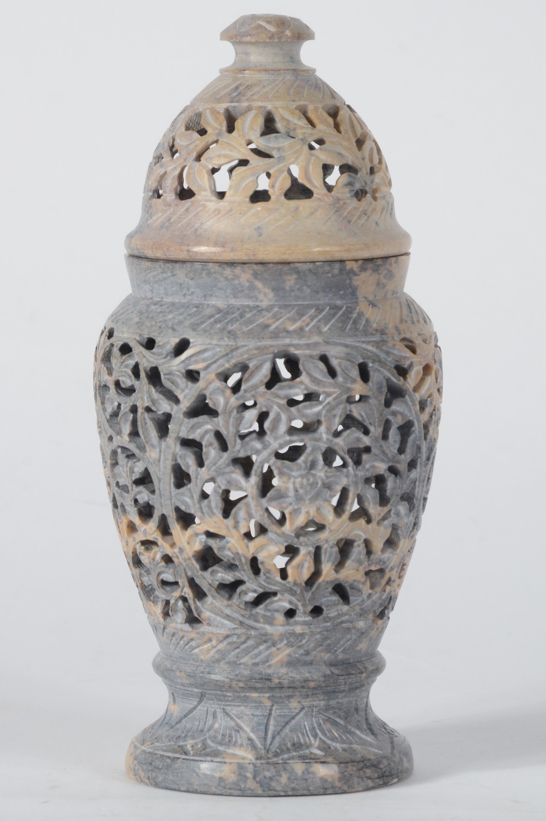 Urna oriental de pedra dura em tons de azul e bege decorada com... - foto 1 de 5