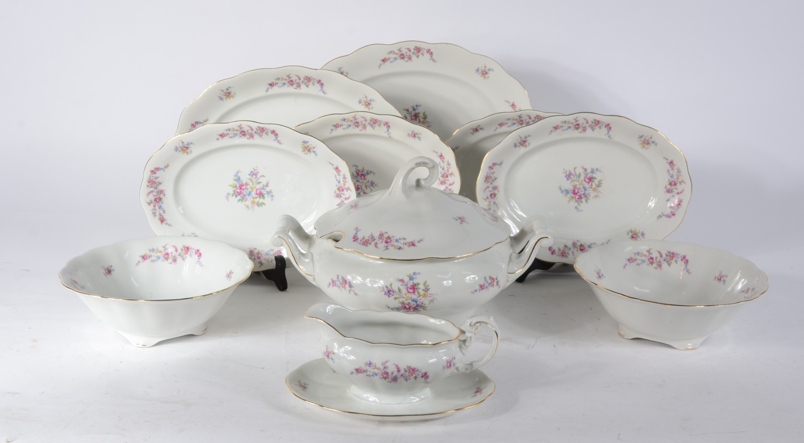 Aparelho de jantar de porcelana polonesa, decoração floral em... - foto 3 de 10