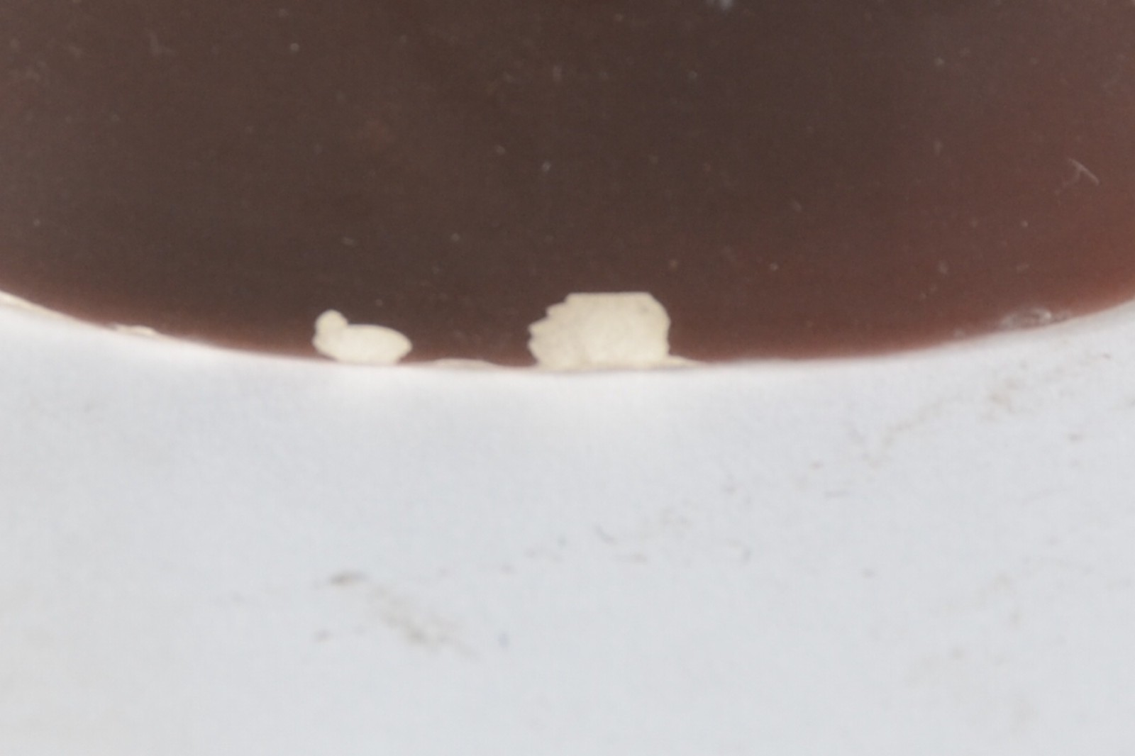 Diversas peças de porcelana sendo: Sopeira com presentouir verde e... - foto 7 de 11