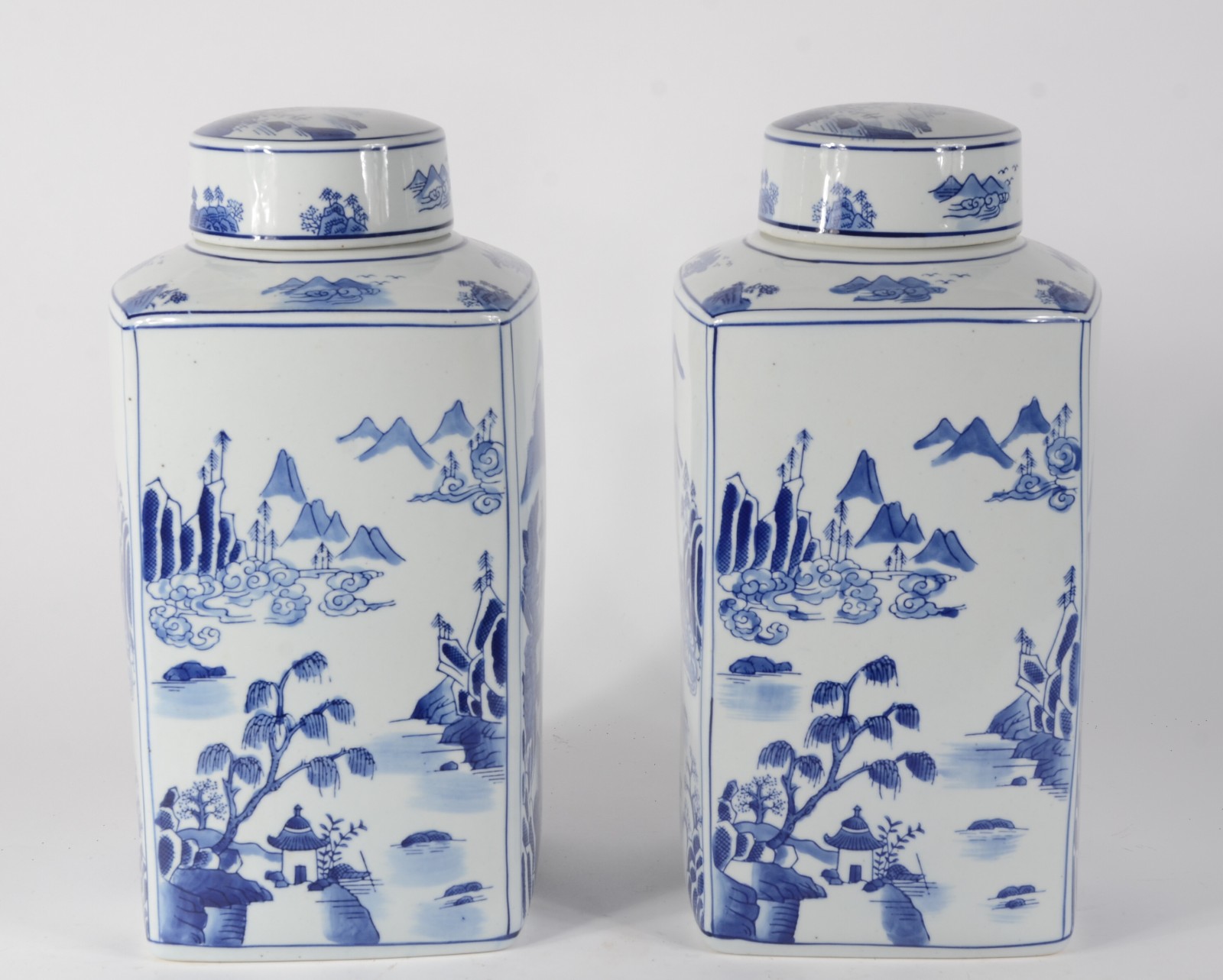 Par de potiches de porcelana oriental decorados com paisagens e... - foto 5 de 6