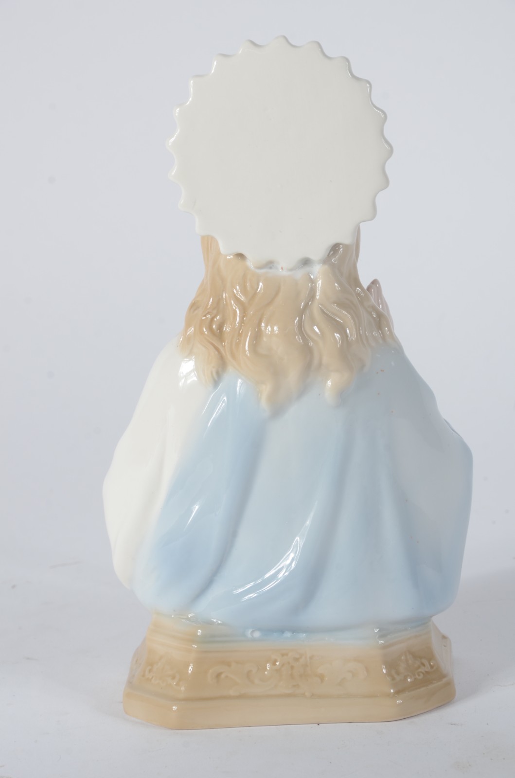 Escultura de porcelana policromada representando Sagrado coração de... - foto 6 de 6