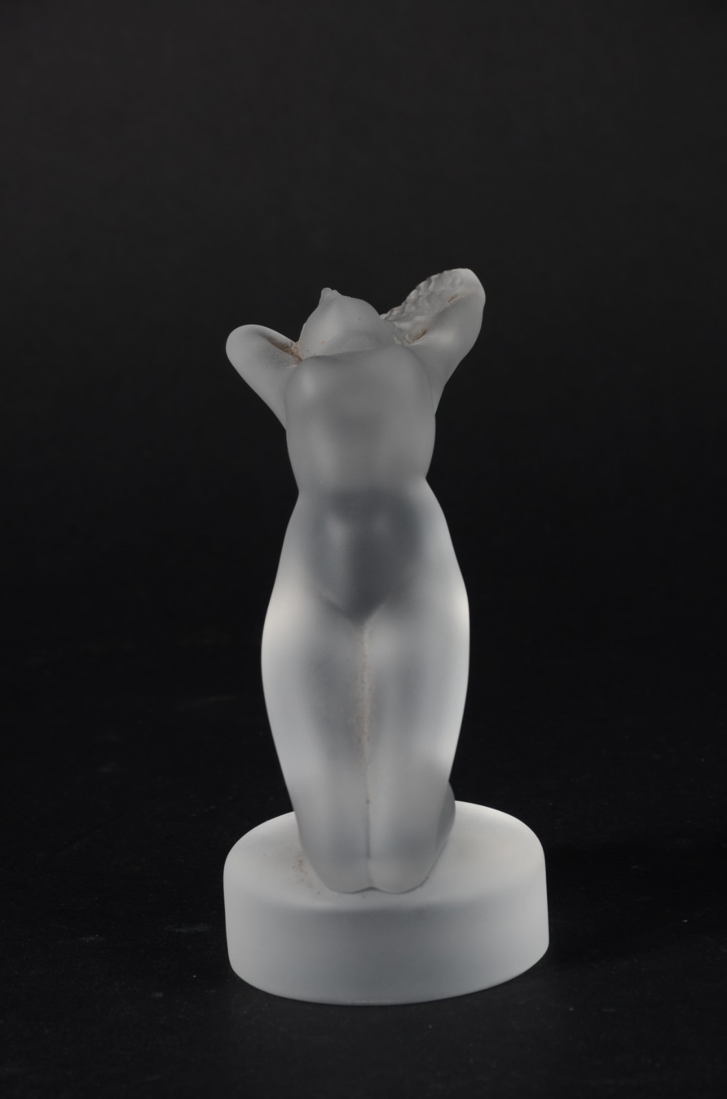 René Lalique (1860-1945), Nú feminino - foto 2 de 7