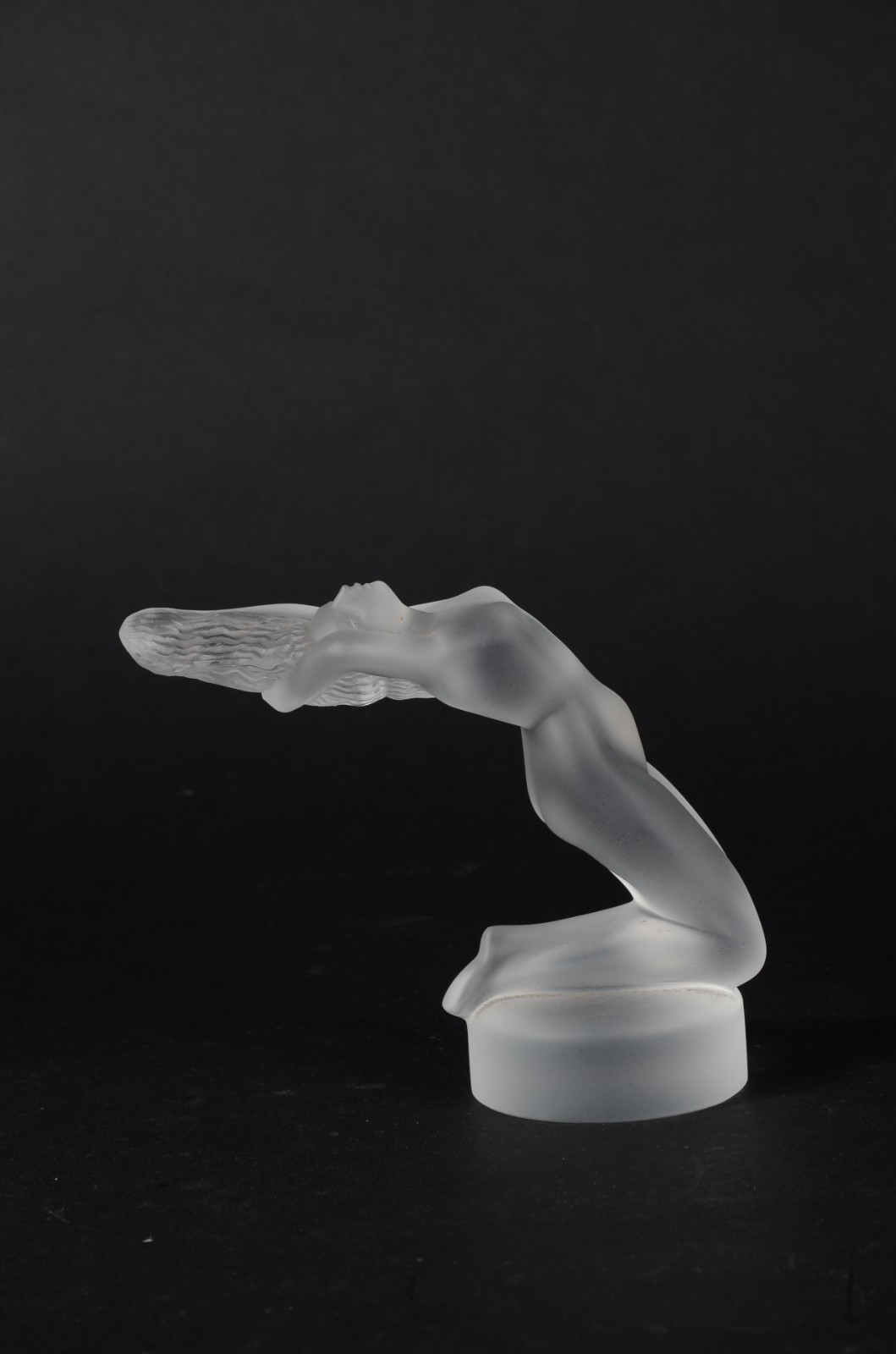 René Lalique (1860-1945), Nú feminino - foto 6 de 7