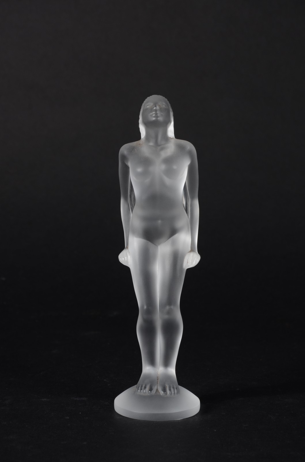 René Lalique (1860-1945), Nú feminino - foto 2 de 7