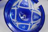 Poncheira de cristal doublé azul lapidada com 1... - Poncheira de cristal doublé azul lapidada com 10 canecas