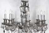 Lustre para 8 luzes de cristal fumê, pingentes ... - Lustre para 8 luzes de cristal fumê, pingentes e placas lapidadas.