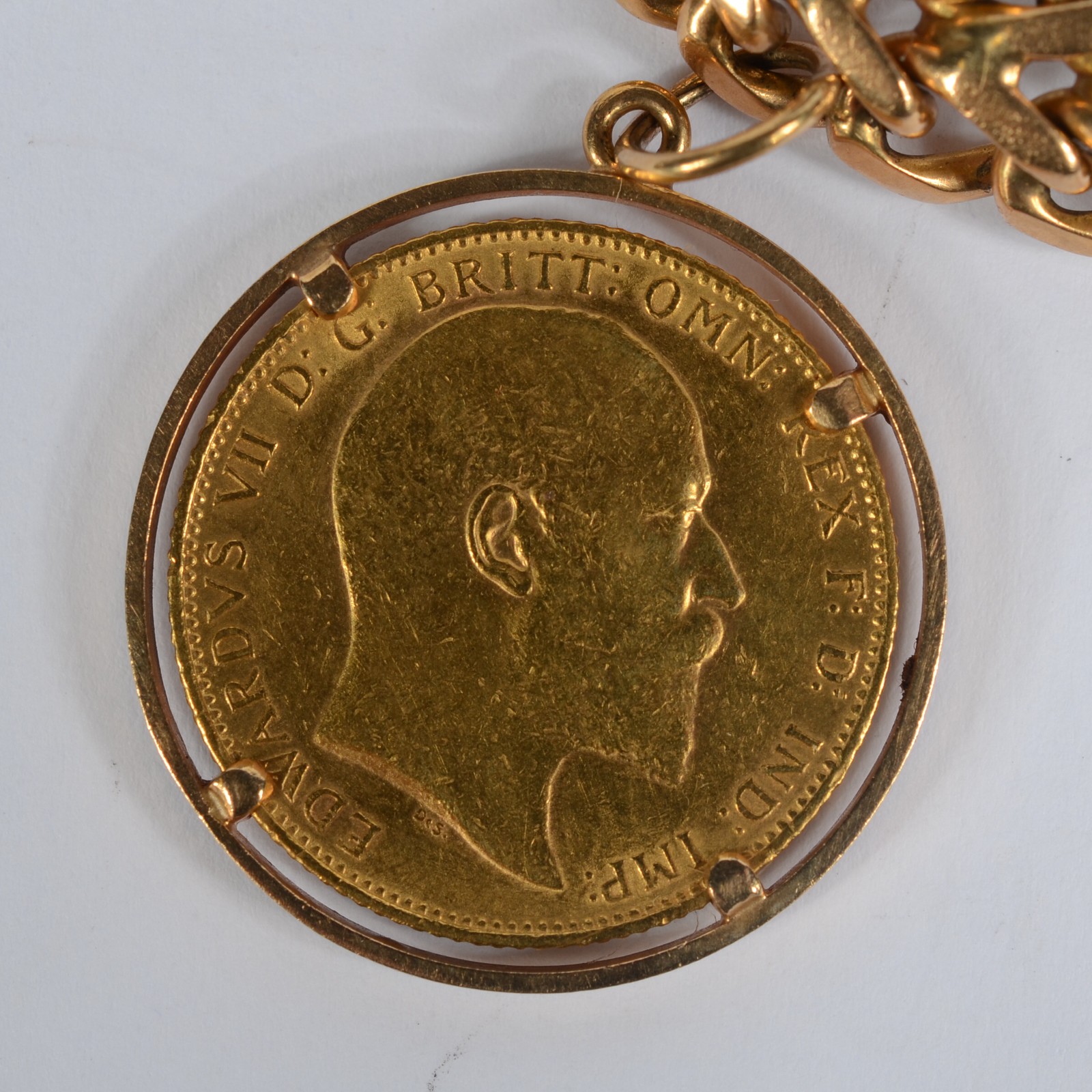 Pulseira de ouro 18k feitio drumete com pingentes de libra. Peso... - foto 3 de 7