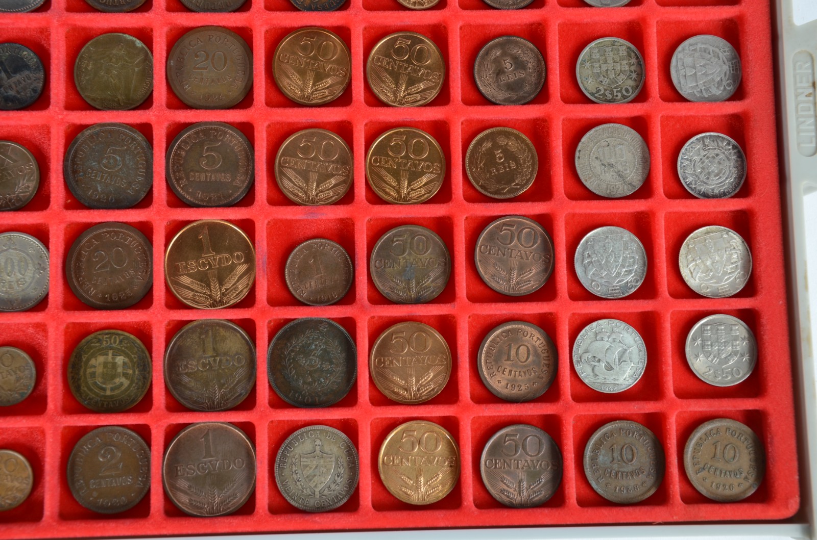 Coleção com 80 moedas diversas - foto 5 de 6