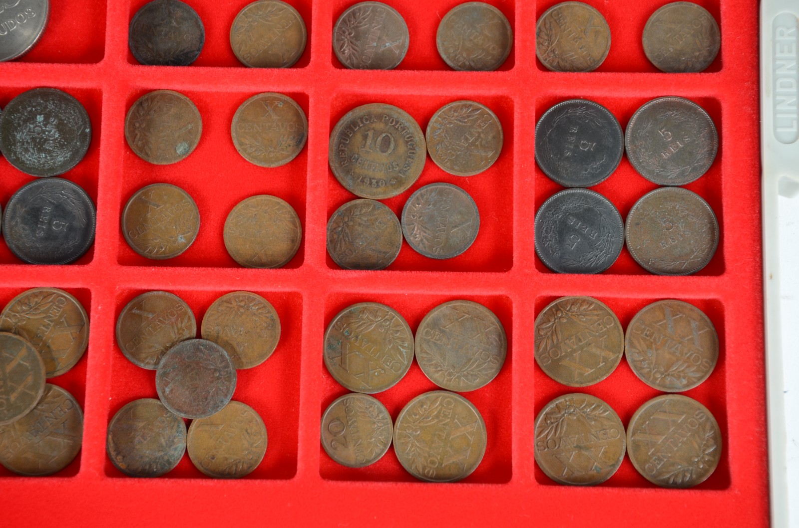Coleção com 79 moedas diversas - foto 5 de 7