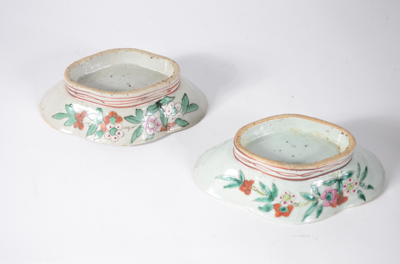 Dois antigos pares de covilhetes de porcelana chinesa - foto 5 de 5