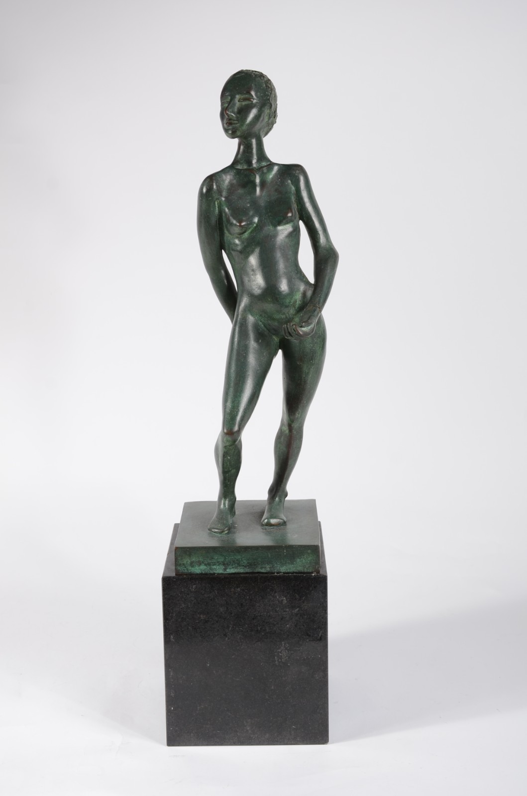Oxana (1946), Figura feminina - foto 1 de 8