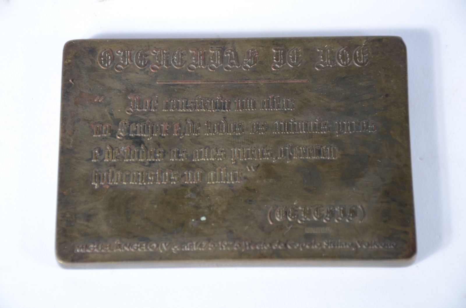 Conjunto de 6 descansos de talheres de metal prateado e pequena placa... - foto 2 de 5