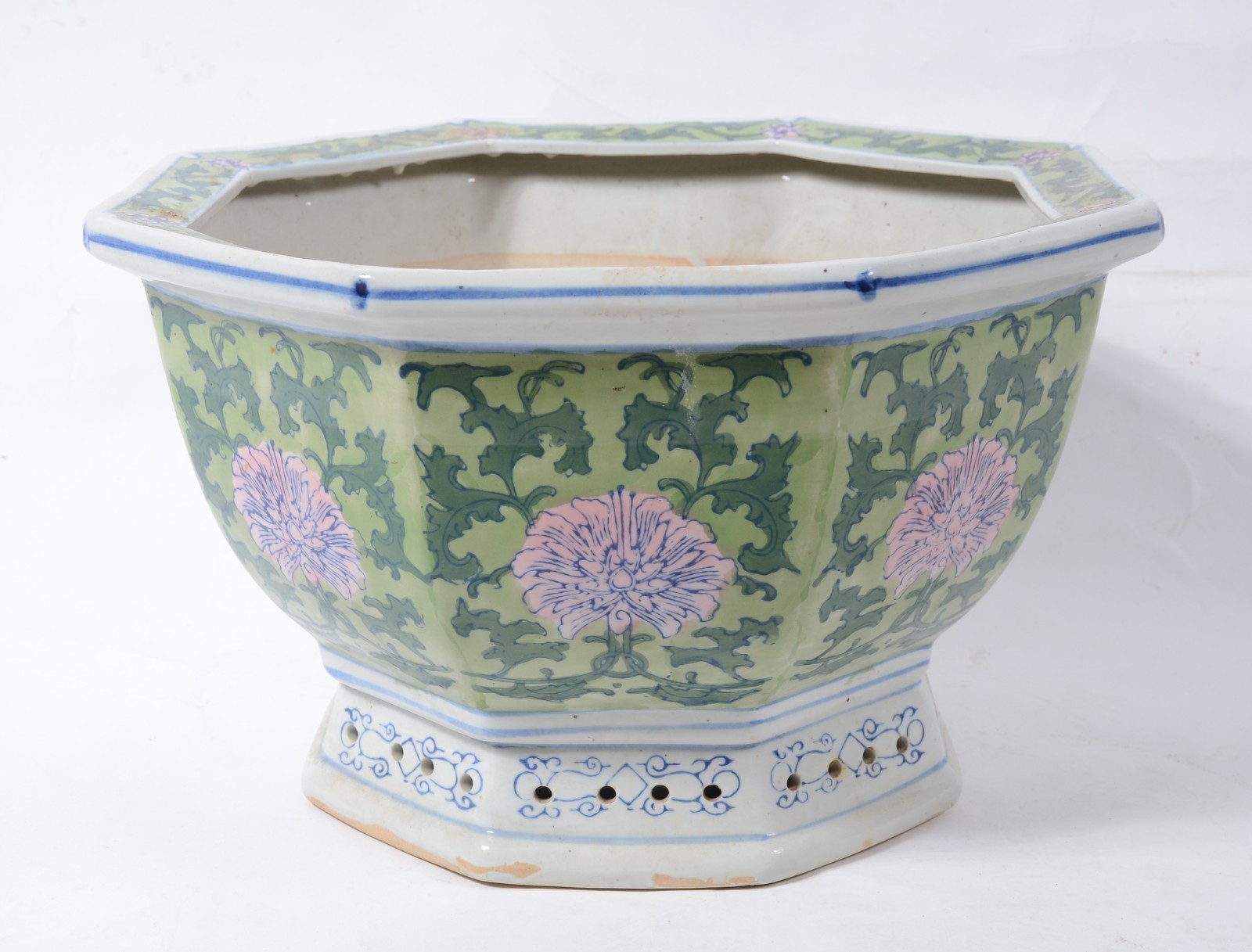 Cachepot de porcelana oriental feitio oitavado, fundo branco com... - foto 1 de 4