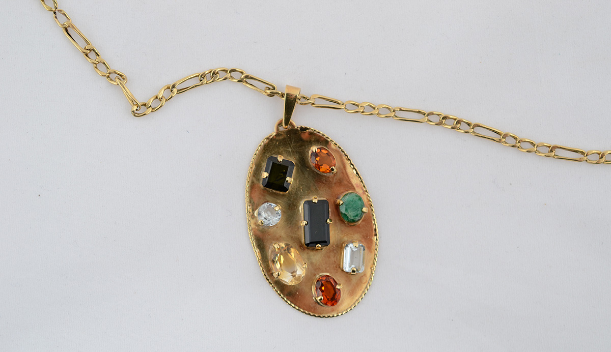 Cordão de ouro 18 k (comprimento 70 cm) com pendente em forma de... - foto 1 de 2