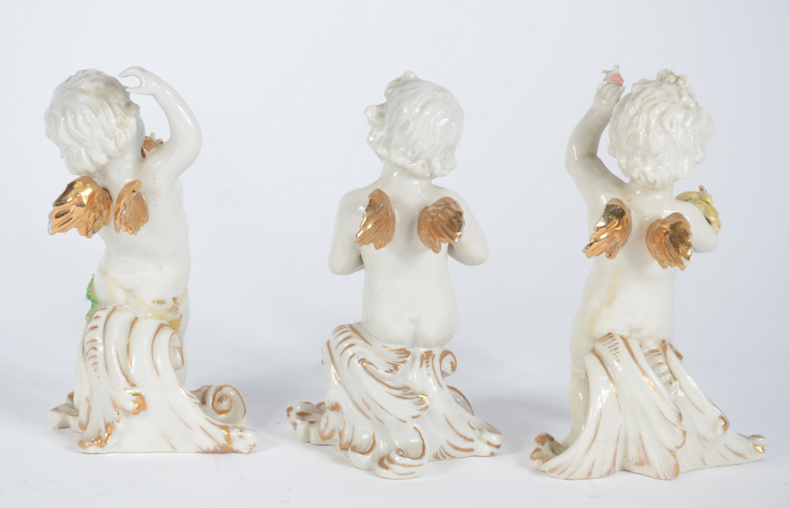 Lote com 12 peças diversas de porcelana, sendo 5 bules, 2 leiteiras... - foto 7 de 11