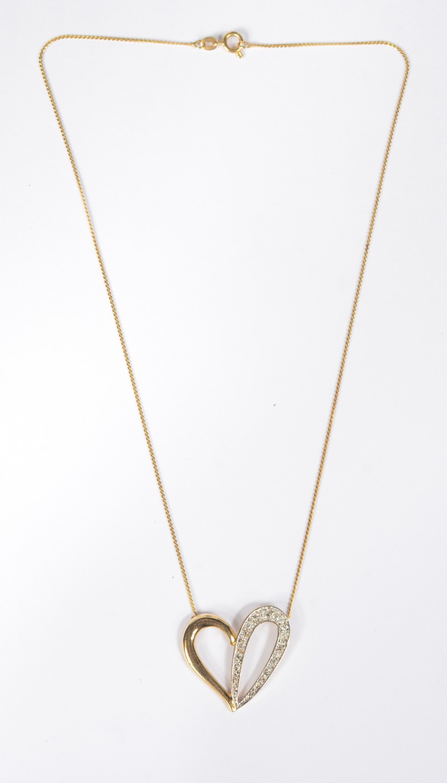 Colar com pendente de ouro amarelo 18k 750, feitio de coração com... - foto 2 de 5