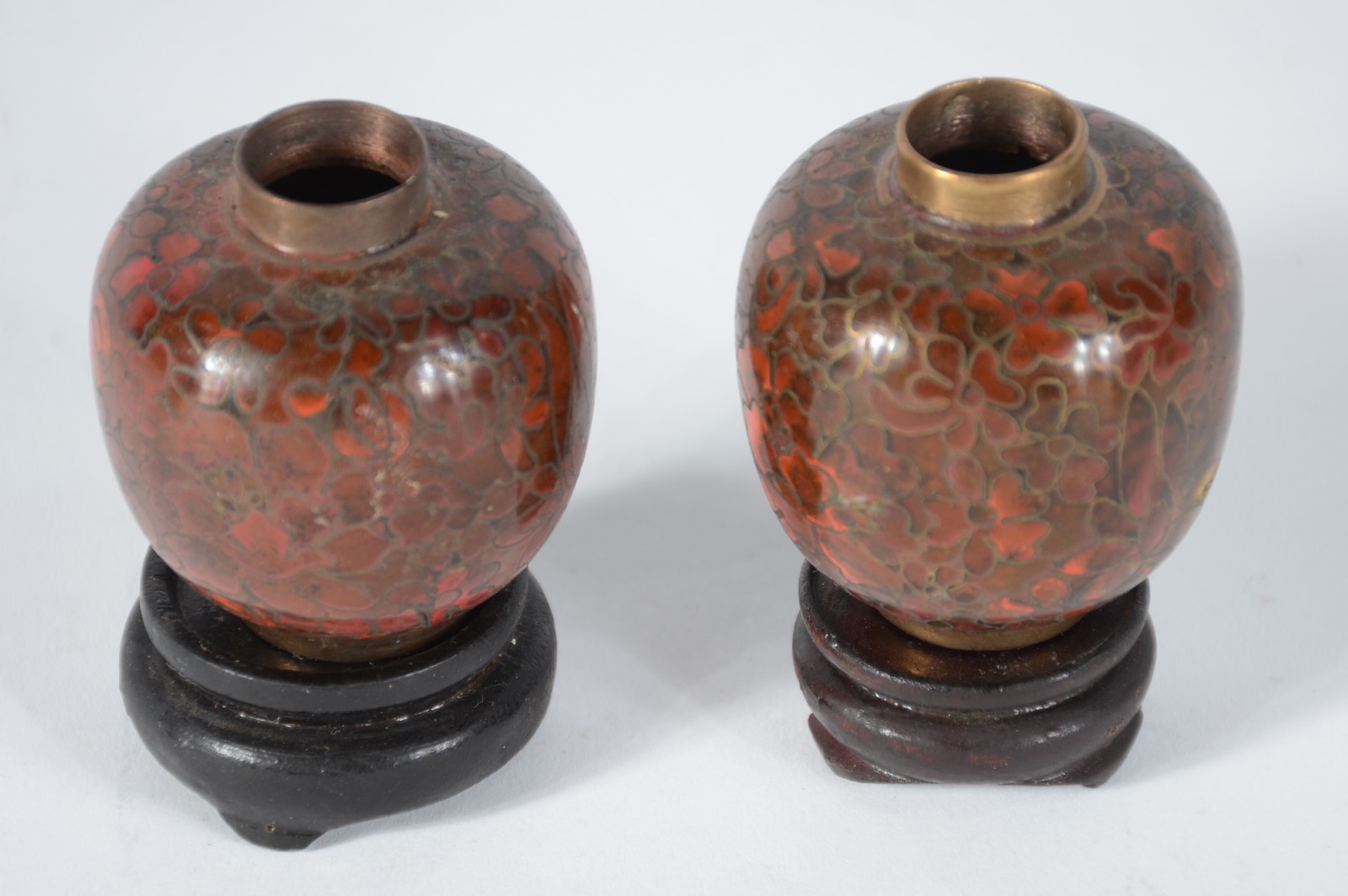 Conjunto com 9 pequenas peças de cloisoné oriental policromado... - foto 5 de 9
