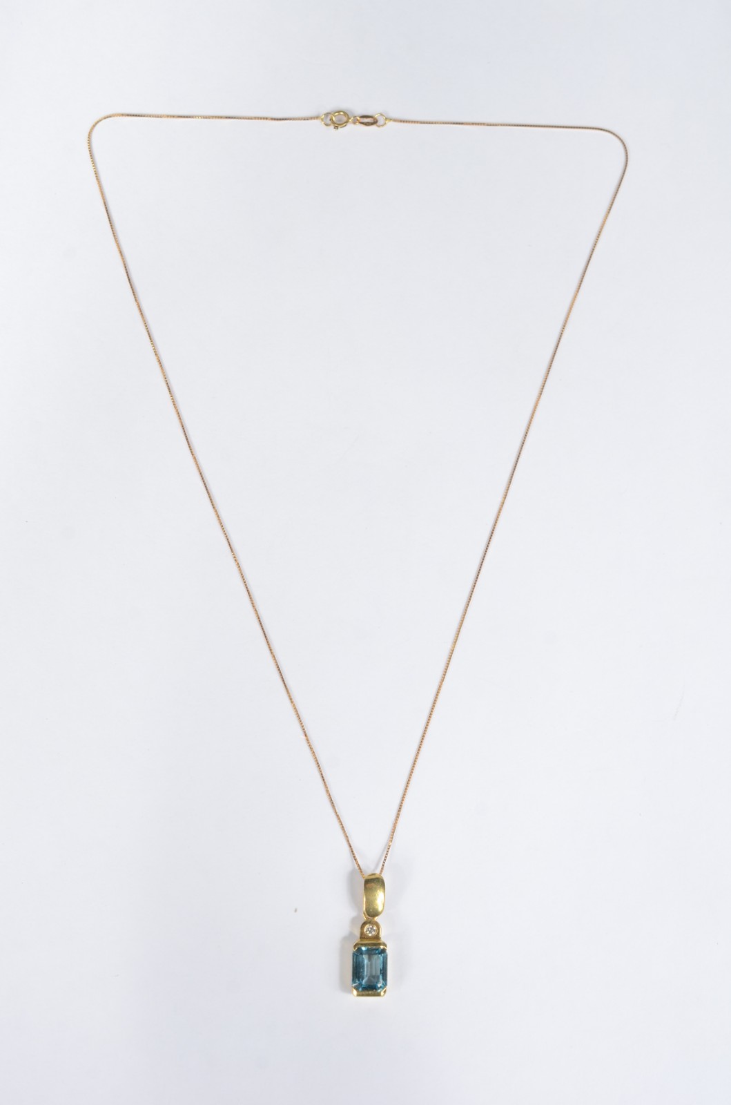 Colar de ouro amarelo 750 pingente de ouro com topázio azul e... - foto 2 de 5