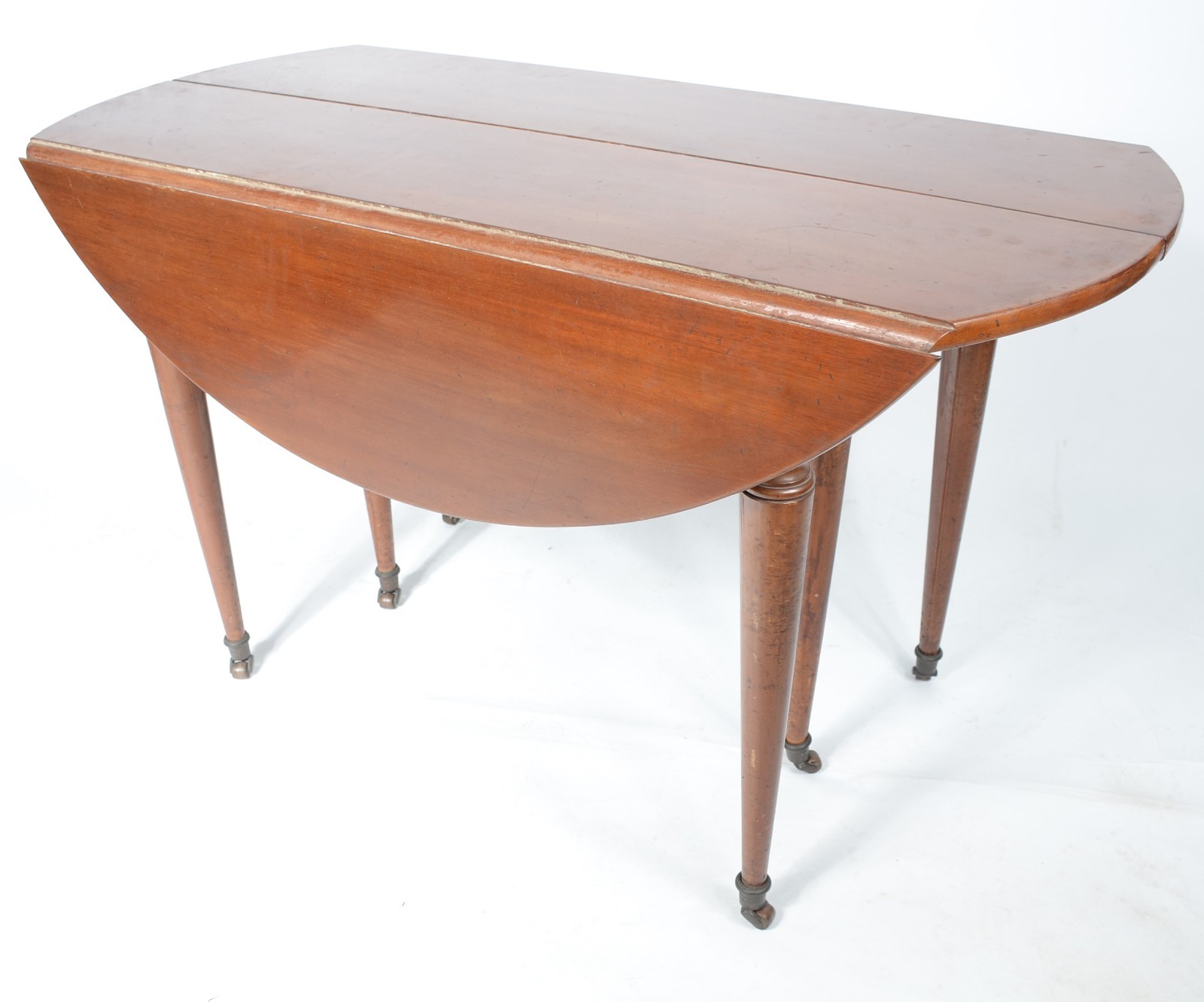 Mesa de jantar de madeira nobre, tampo oval com duas tábuas... - foto 2 de 11