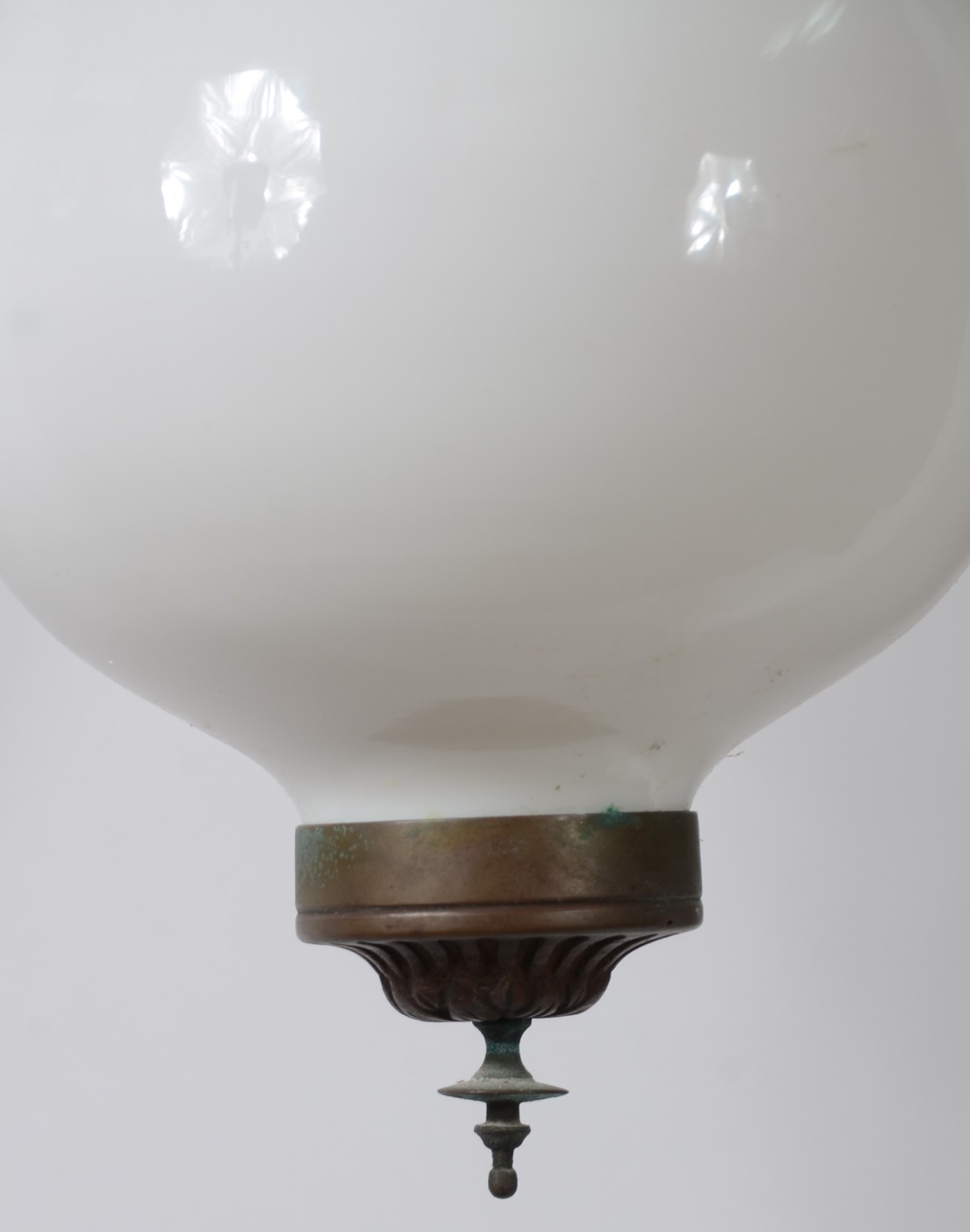 Lanterna de teto de vidro opalinado branco - foto 2 de 4
