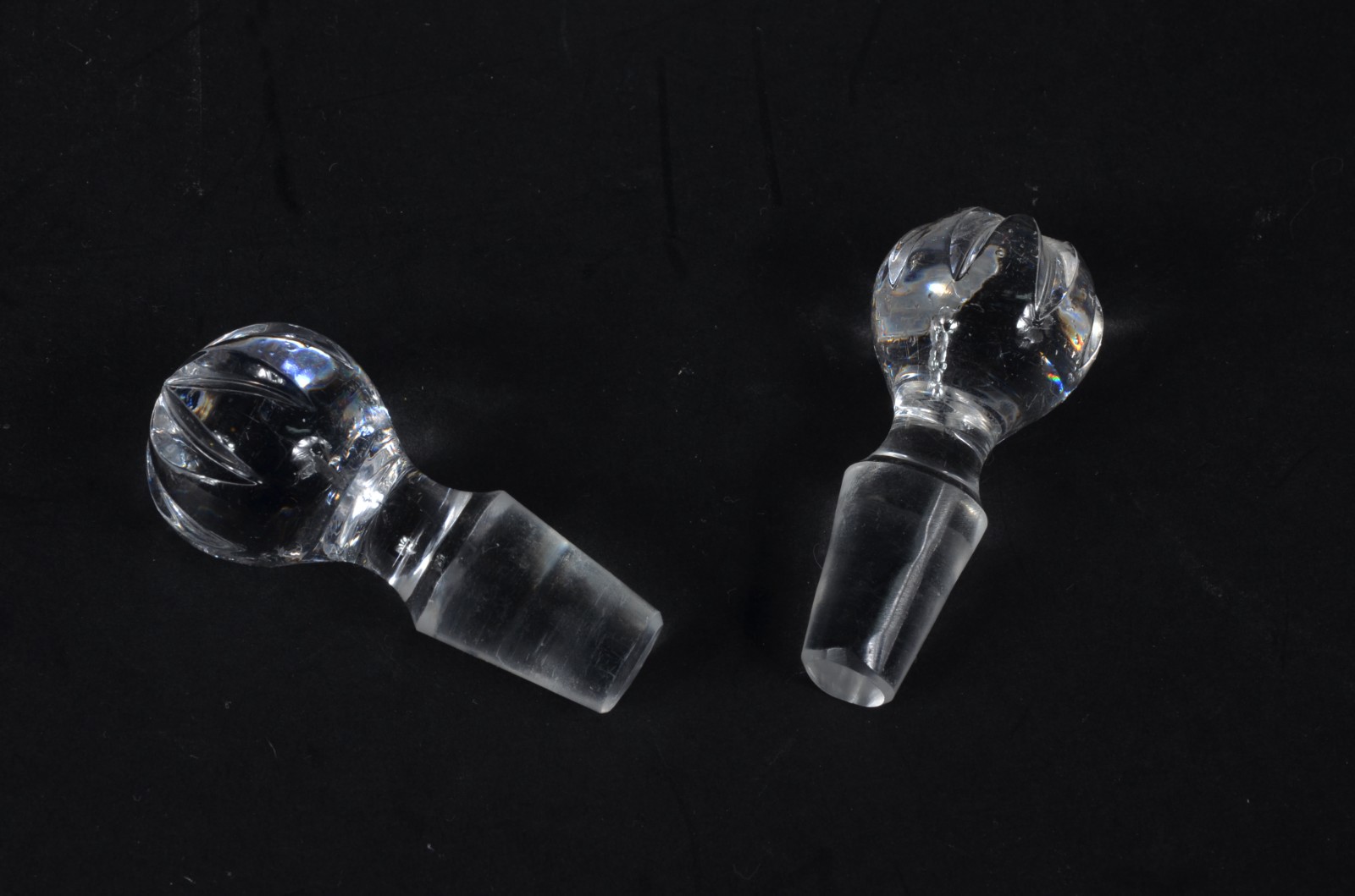 Diversas peças de cristal, sendo: compoteira e prato para bolo com... - foto 9 de 9