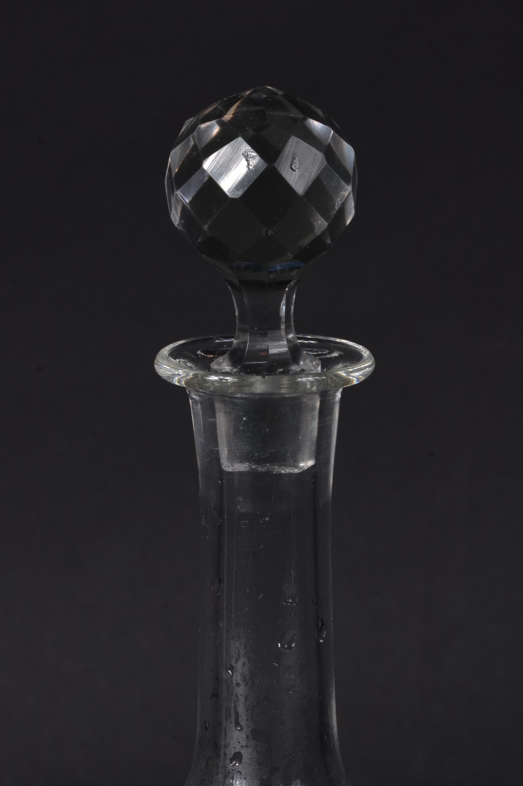 Licoreira com presentoir de cristal lavrado (com mofo) - foto 2 de 6