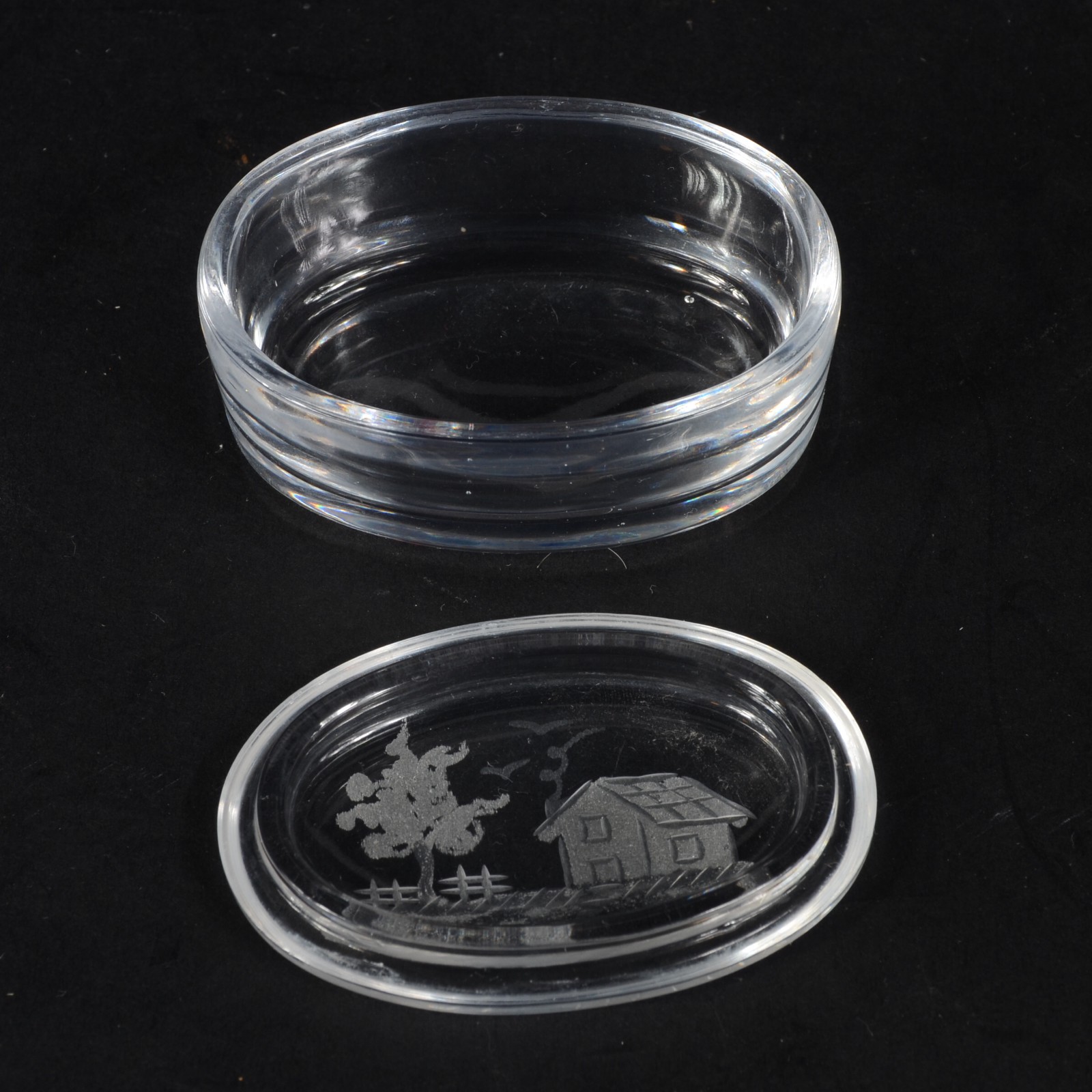 Suas pequenas peças de cristal, sendo: vaso com mesclas coloridas e... - foto 5 de 5