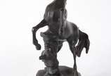 Escultura de petit bronze representando cavalo - Escultura de petit bronze representando cavalo