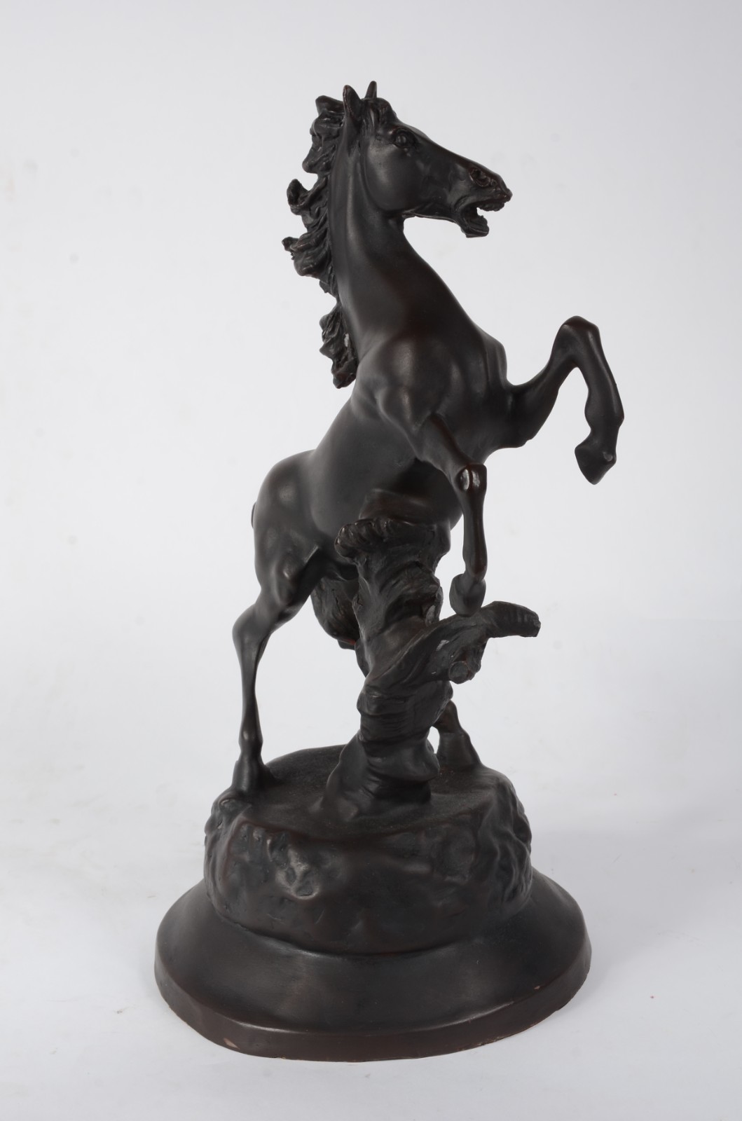 Escultura de petit bronze representando cavalo - foto 6 de 6