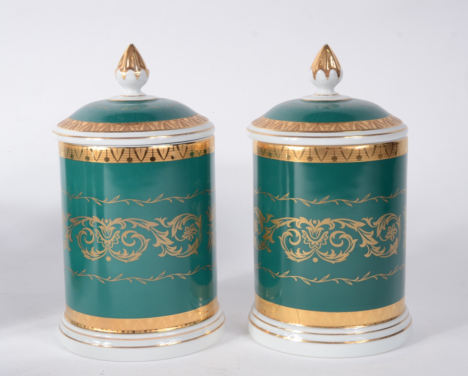 Lote com 7 peças diversas de porcelana portuguesa decoradas em verde... - foto 7 de 10