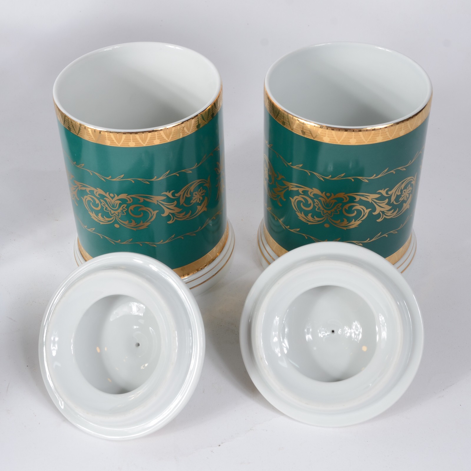 Lote com 7 peças diversas de porcelana portuguesa decoradas em verde... - foto 10 de 10