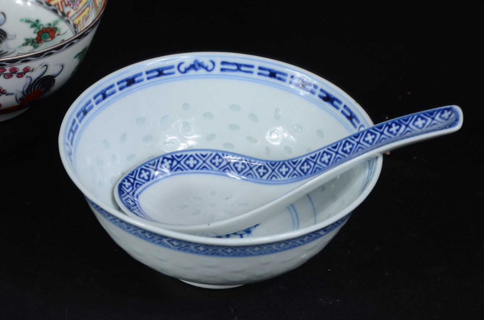 Diversas peças de porcelana oriental, sendo bowl grande, 7 bowls... - foto 6 de 11