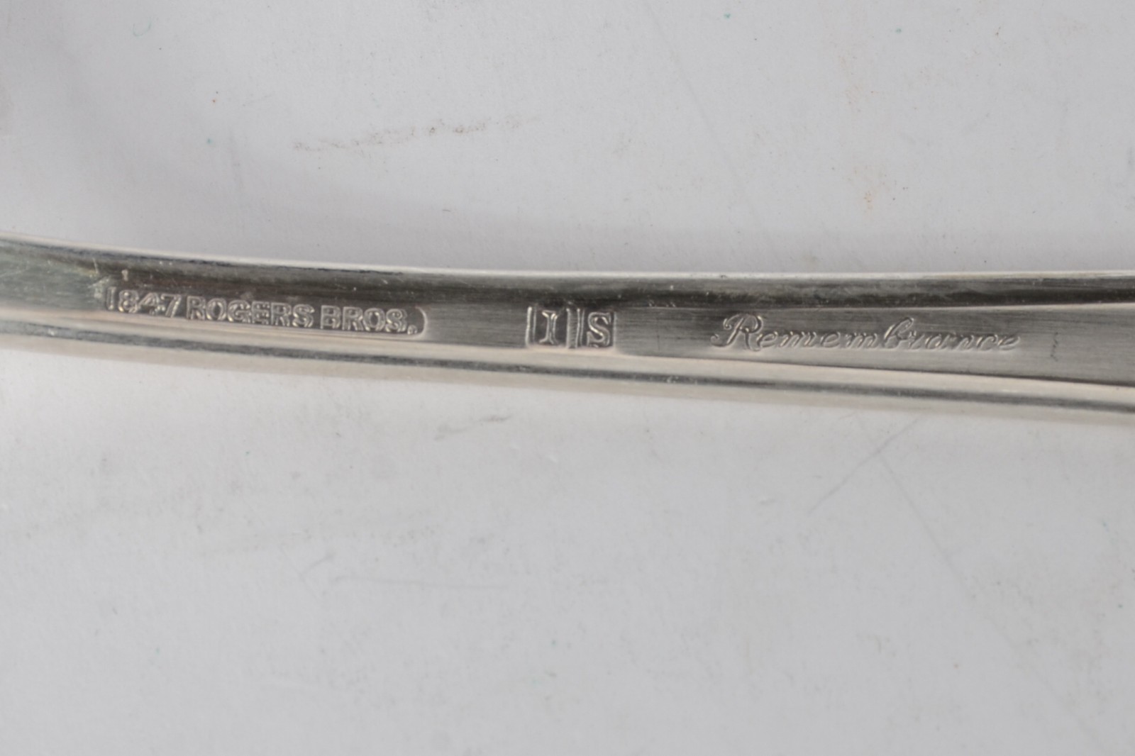 Parte de faqueiro de metal prateado, modelo "Remembrance", composto... - foto 5 de 5