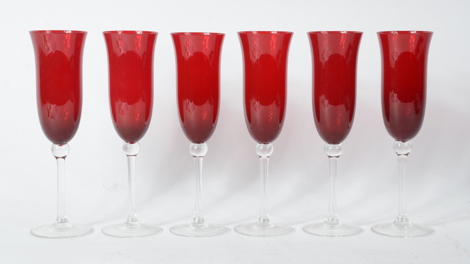 Seis flutes para champagne de vidro vermelho - foto 1 de 4