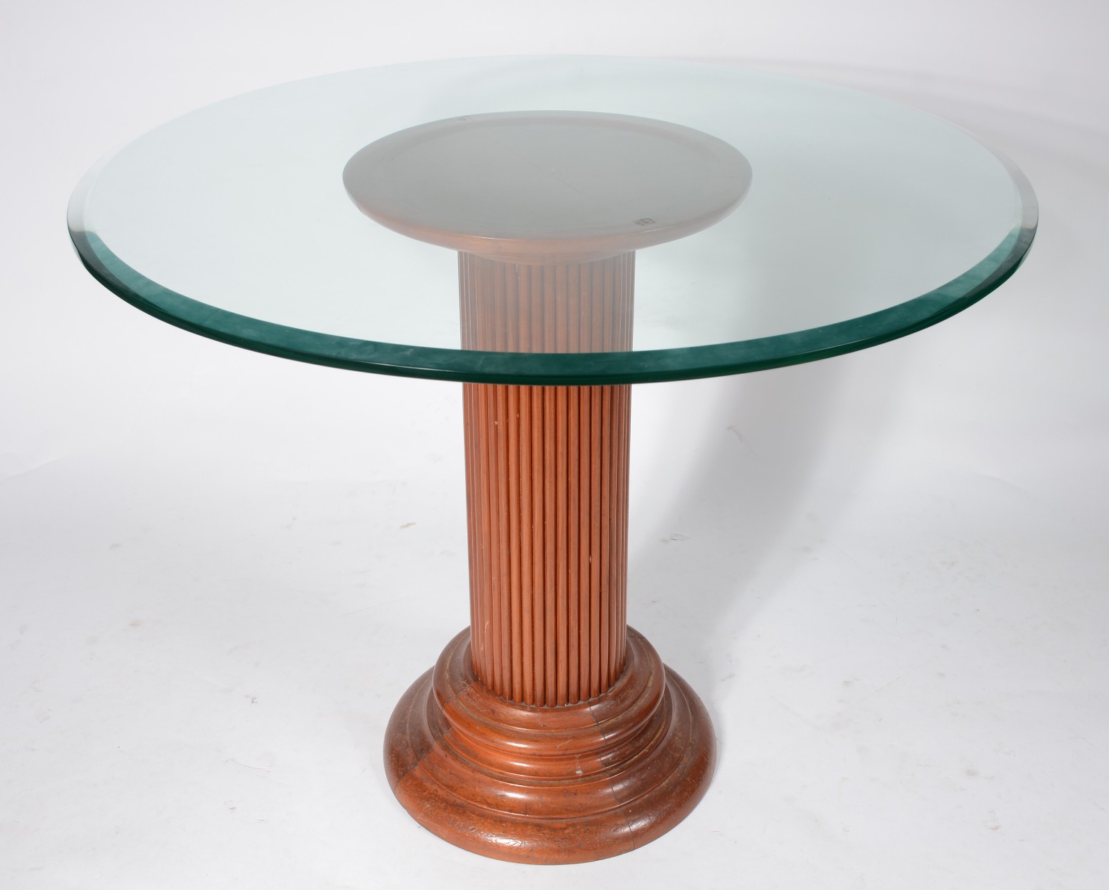 Mesa de jantar com base feitio coluna gomada de madeira e tampo de... - foto 2 de 10
