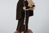 Santo Antonio com menino,  - Antiga imagem de madeira policromada com vestimentas, coroa de prata e cajado de metal, acompanha base de madeira e redoma de vidro.