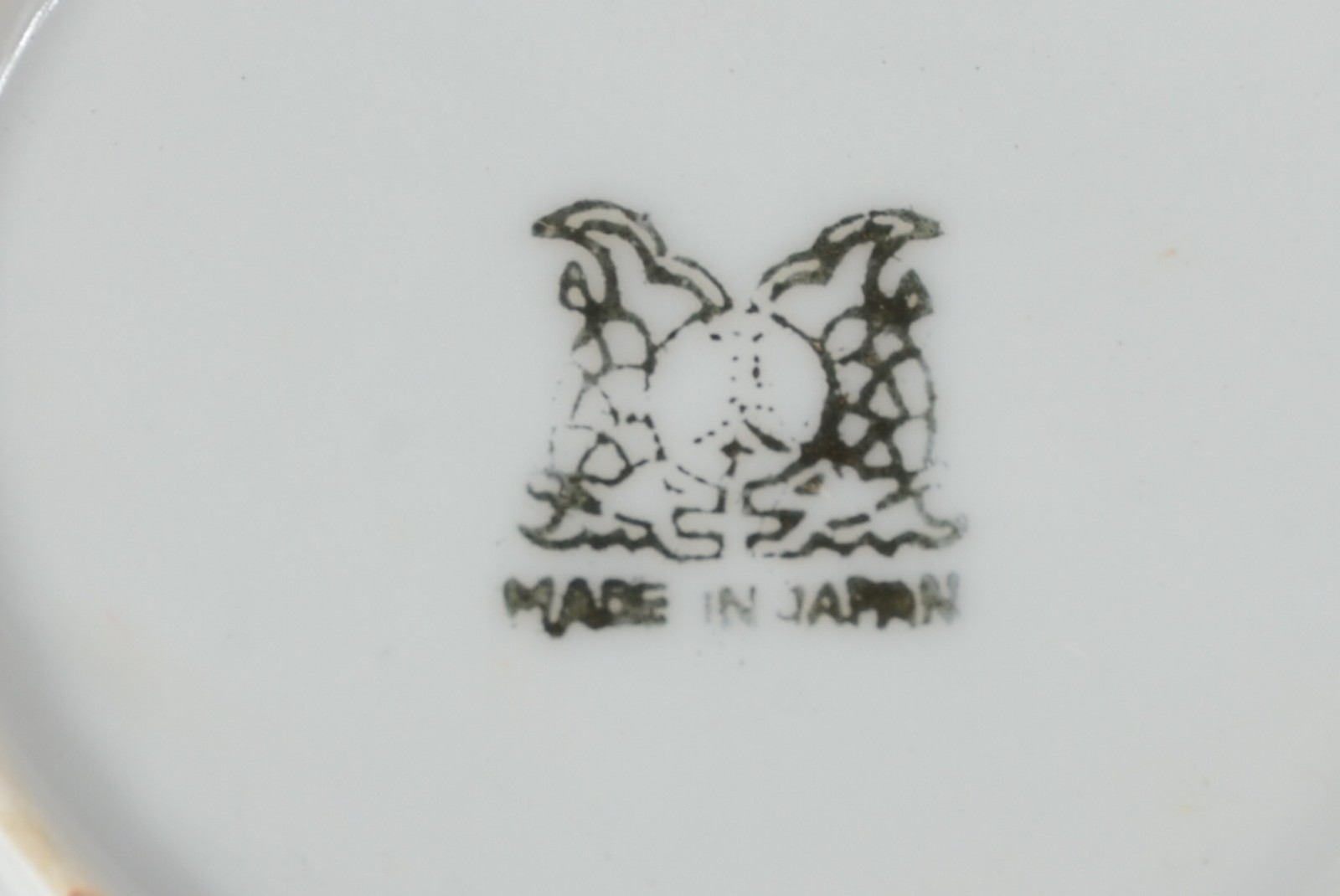 Seis xícaras para café com pires de porcelana japonesa casca de ovo... - foto 5 de 6