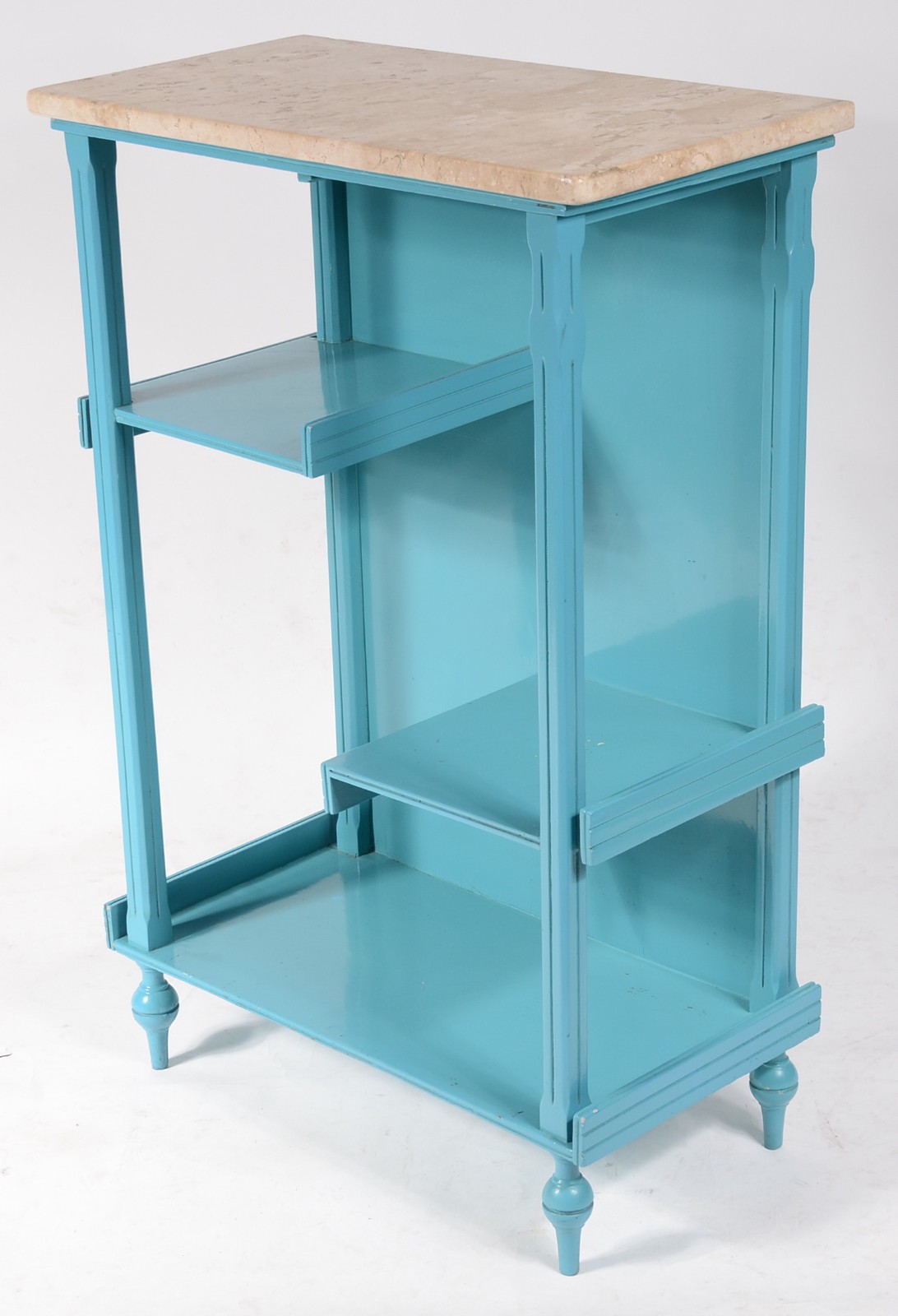 Movel porta bibelot de madeira nobre pintada de azul e tampo de... - foto 1 de 9