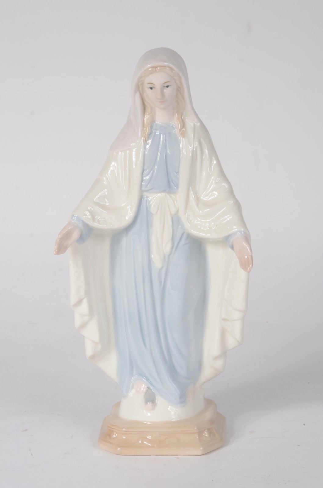 Nossa Senhora de Lourdes - Imagem de porcelana policromada - foto 1 de 7