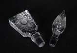 Serviço de cristal tcheco lapidado, composto de... - Serviço de cristal tcheco lapidado, composto de: 6 copos para long drink, 12 copos longos para água, 12 taças para champagne, 8 para vinho, 17 c...