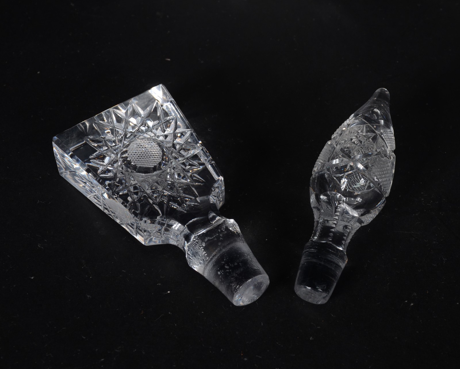 Serviço de cristal tcheco lapidado, composto de: 6 copos para long... - foto 7 de 9