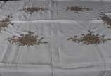 Toalha de mesa de linho portugues bordado da Il... - Toalha de mesa de linho portugues bordado da Ilha da Madeira (pequenas manchas e puídos).