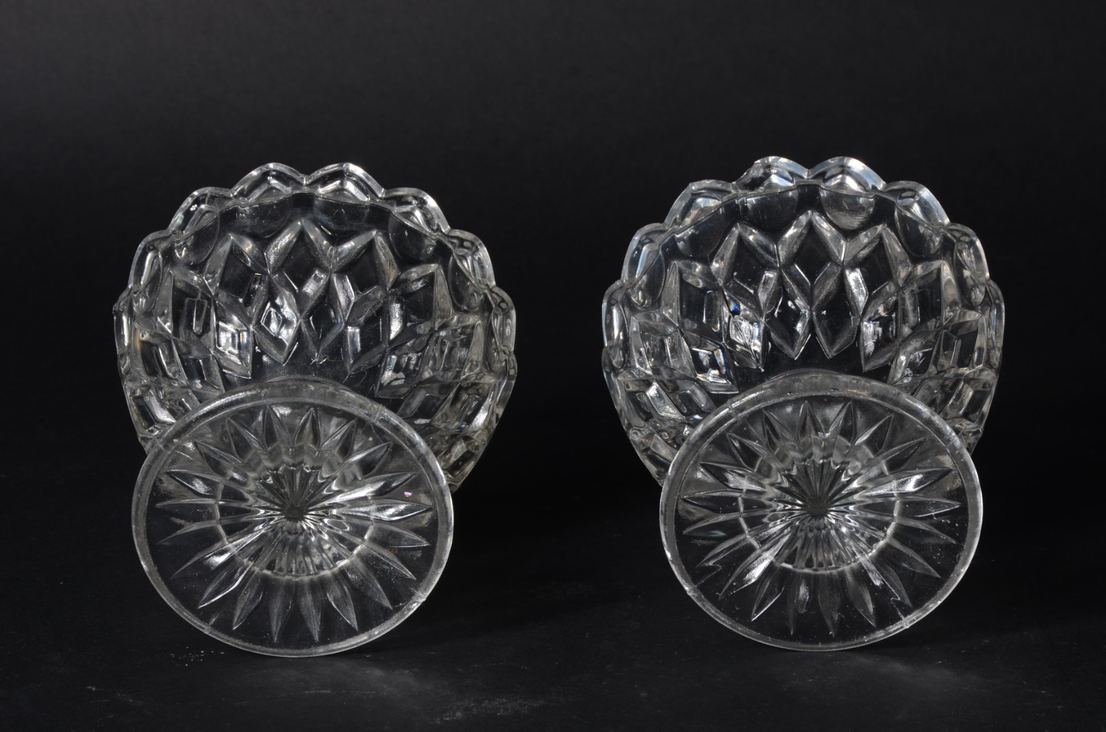 Par de pequenas fruteiras de cristal lapidado - foto 3 de 3