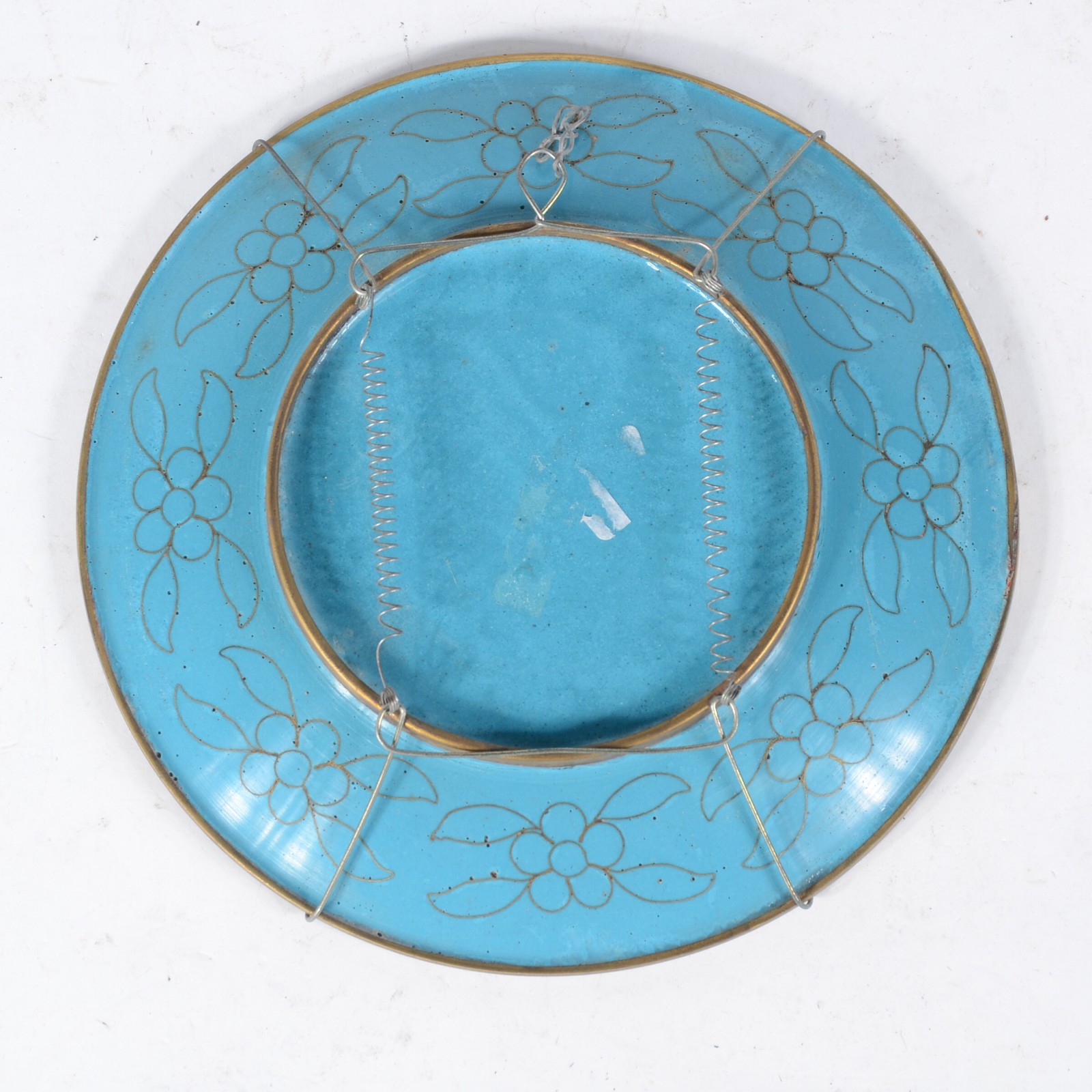 Prato de cloisonné com fundo azul turquesa e frente com flores em... - foto 2 de 2