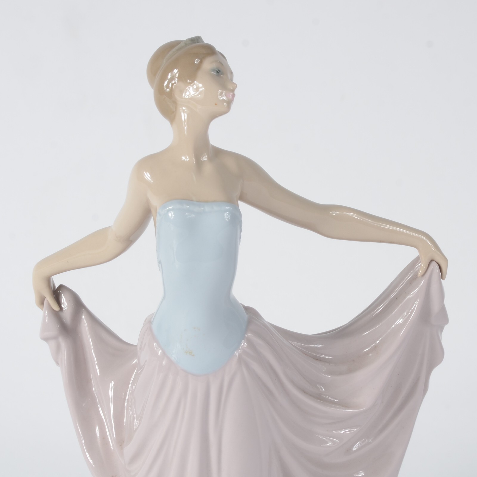 Lladró (1953), Bailarina - foto 3 de 7