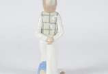 Estatueta de porcelana espanhola policromada re... - Estatueta de porcelana espanhola policromada representando palhaço